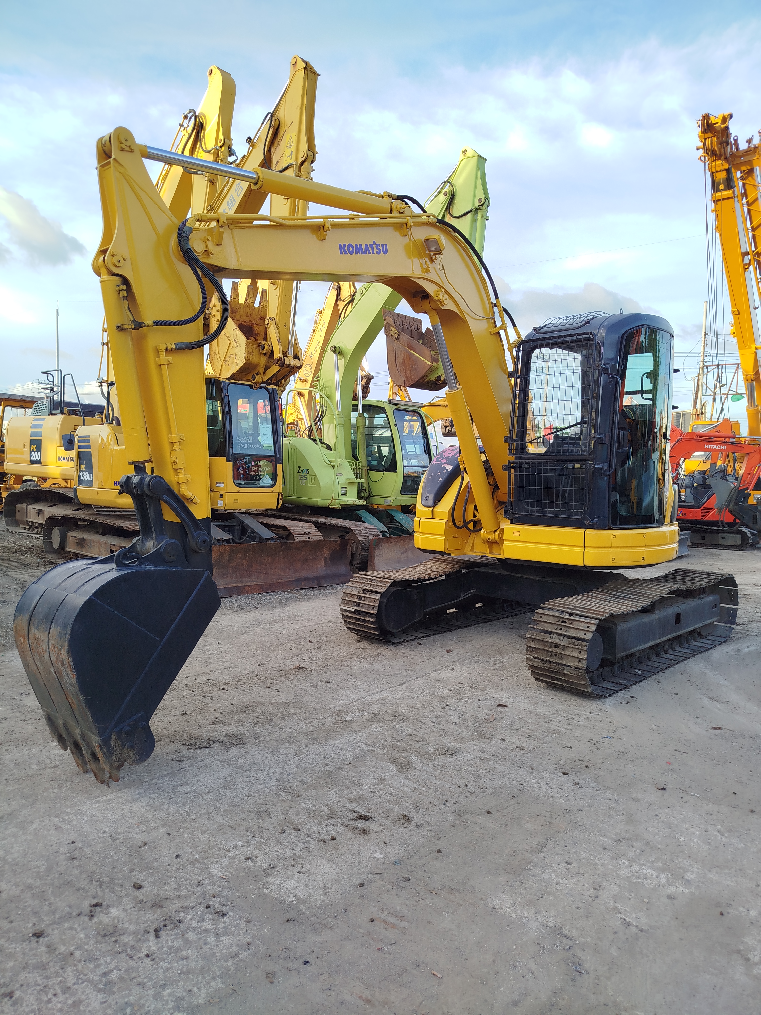 Excavator  image 3
