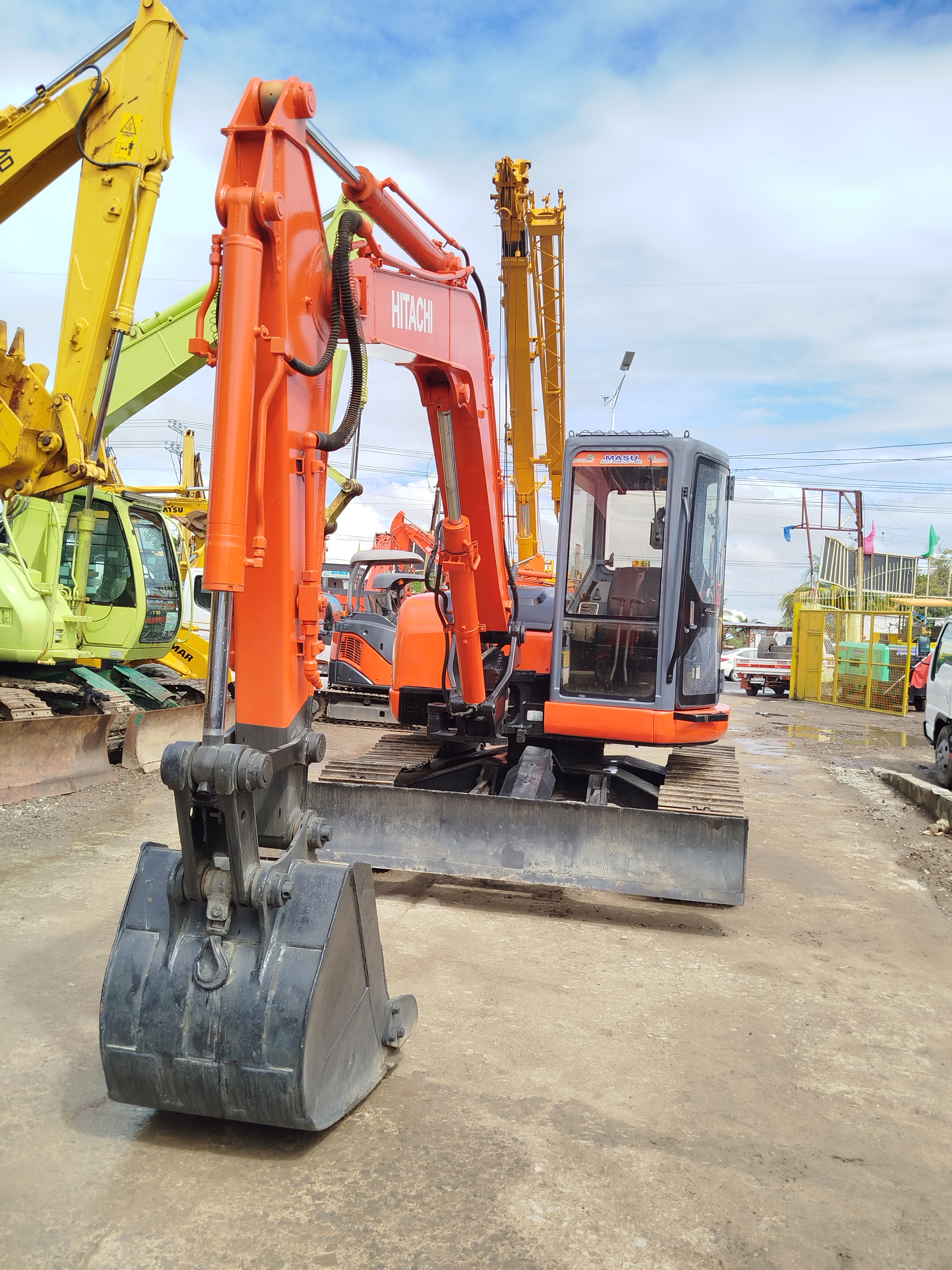 Excavator  image 5
