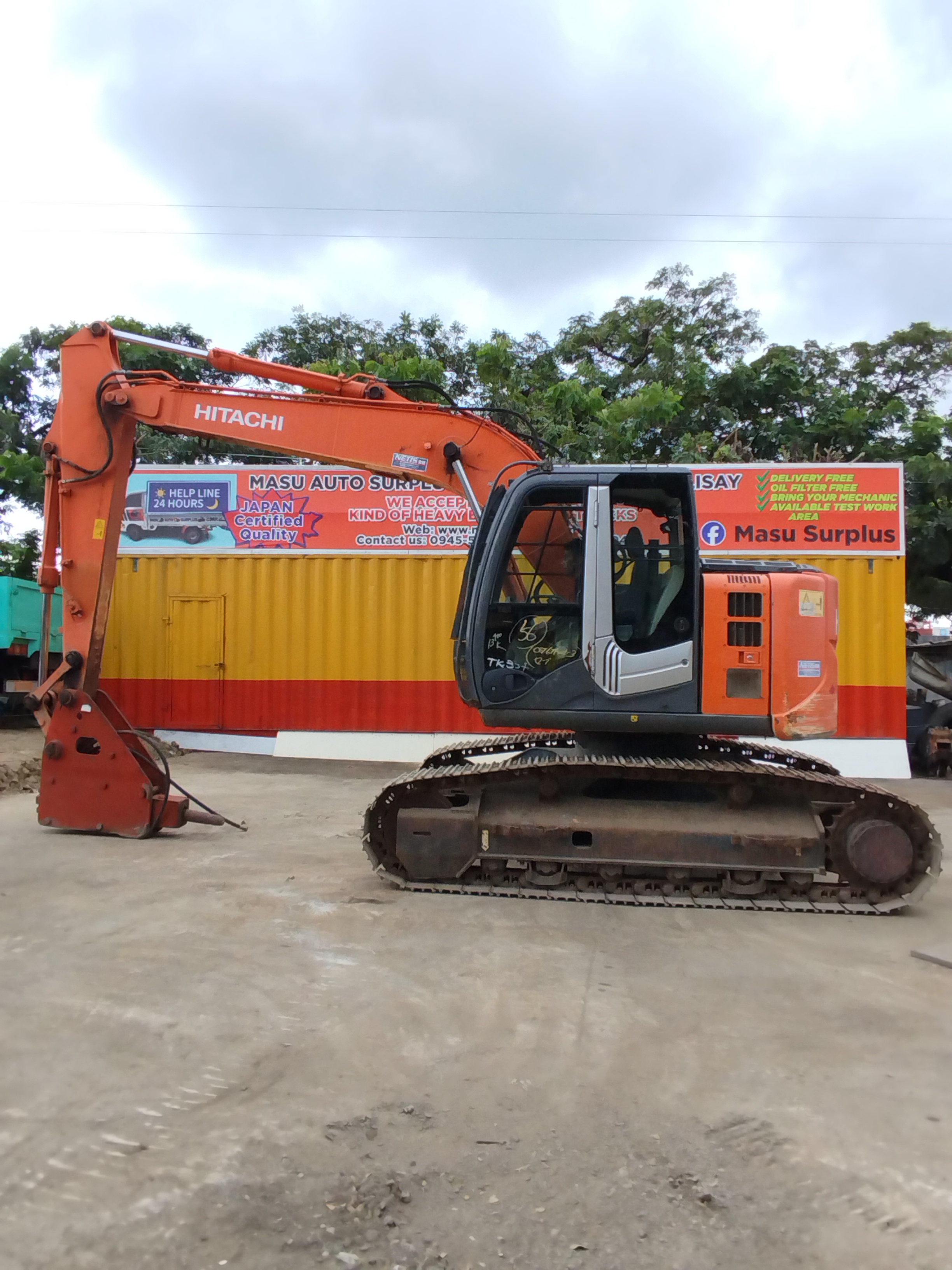 Excavator  image 4