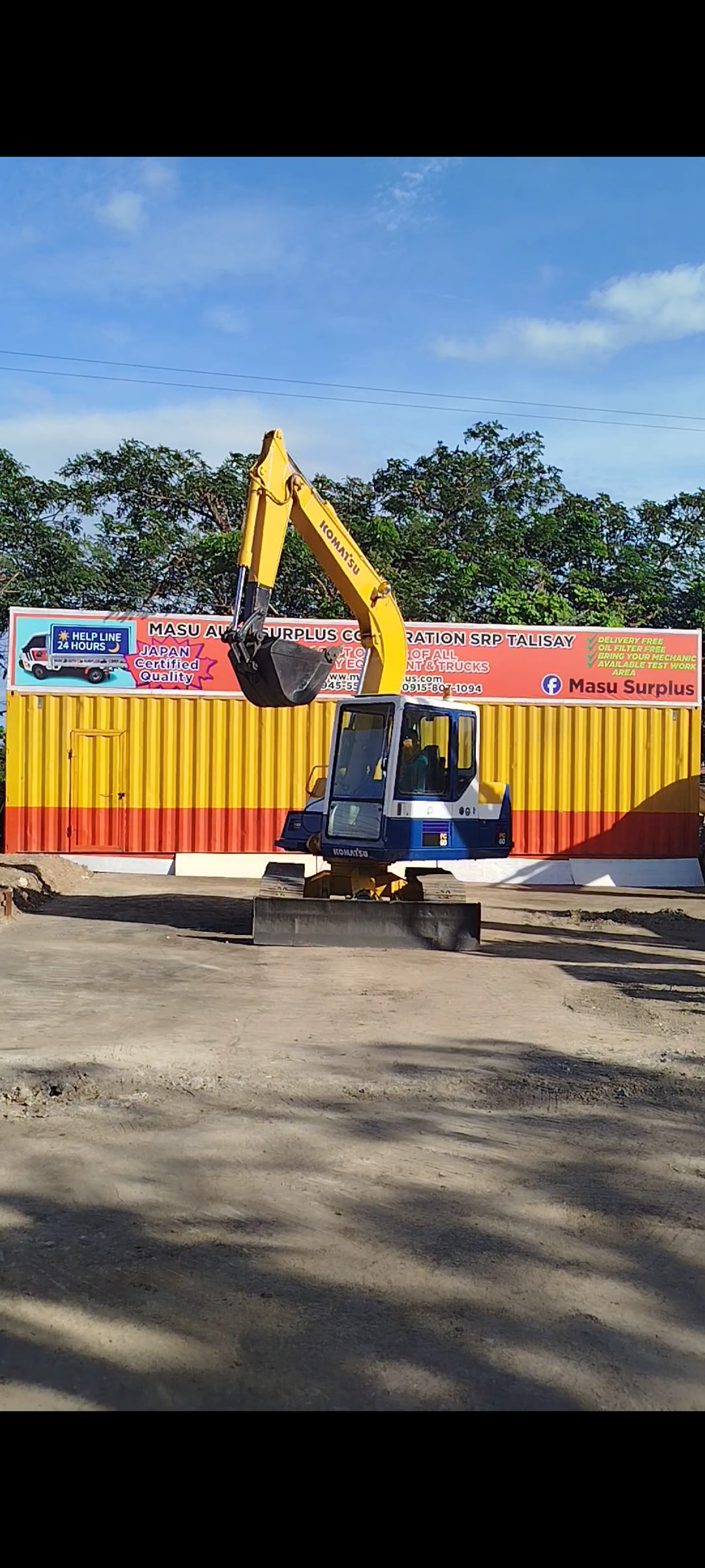 Excavator PC 60 image 1